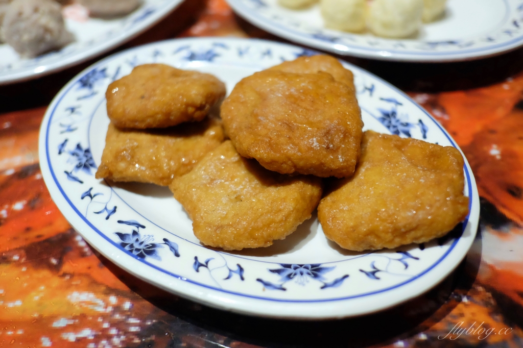 【台中西區】浪漫屋詹記：台北超人氣麻辣火鍋詹記快閃台中，在錄影帶出租店吃麻辣火鍋 @飛天璇的口袋