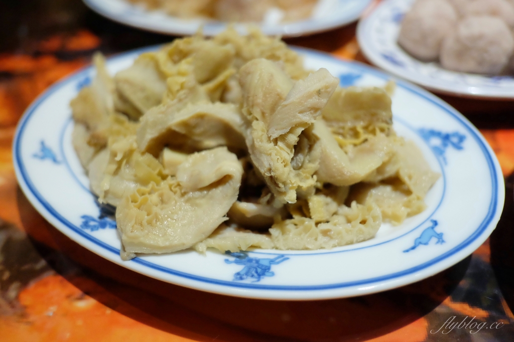 【台中西區】浪漫屋詹記：台北超人氣麻辣火鍋詹記快閃台中，在錄影帶出租店吃麻辣火鍋 @飛天璇的口袋