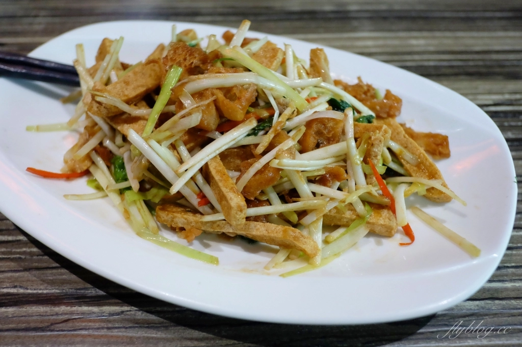 台中南屯｜鴨片館．台中超人氣烤鴨專賣店，捷運豐樂公園站步行2分鐘 @飛天璇的口袋