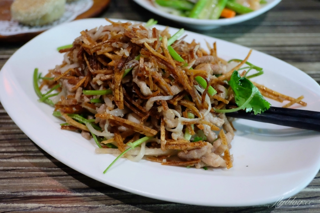 台中南屯｜鴨片館．台中超人氣烤鴨專賣店，捷運豐樂公園站步行2分鐘 @飛天璇的口袋