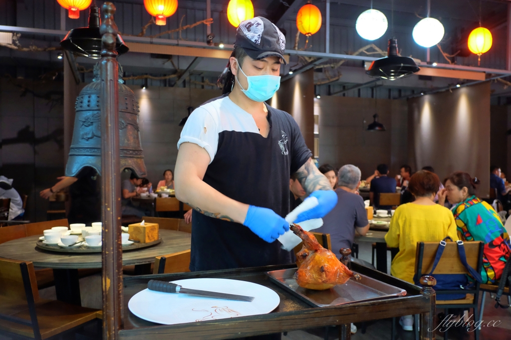 台中南屯｜鴨片館．台中超人氣烤鴨專賣店，捷運豐樂公園站步行2分鐘 @飛天璇的口袋