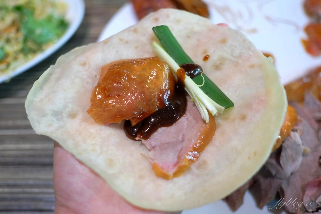 台中南屯｜鴨片館．台中超人氣烤鴨專賣店，捷運豐樂公園站步行2分鐘 @飛天璇的口袋