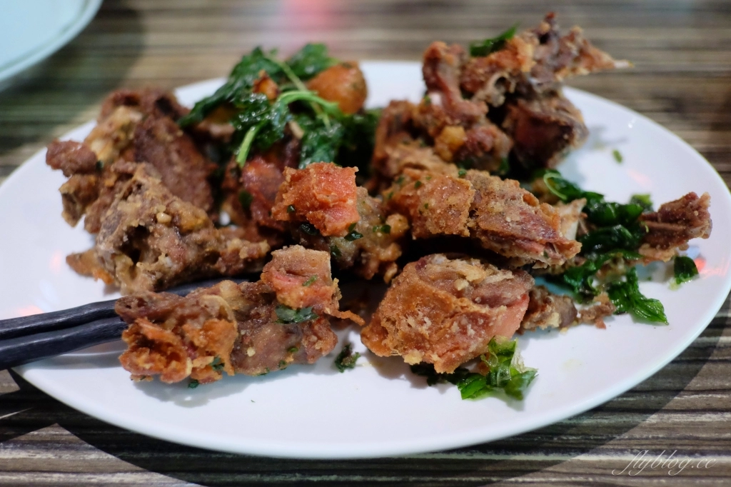 烤鴨控請收藏！精選10家「2025台中烤鴨餐廳」，一鴨3吃多變合菜料理 @飛天璇的口袋