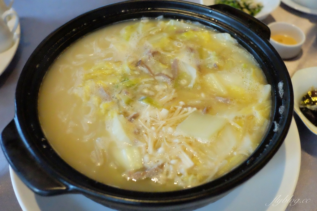 烤鴨控請收藏！精選10家「2025台中烤鴨餐廳」，一鴨3吃多變合菜料理 @飛天璇的口袋