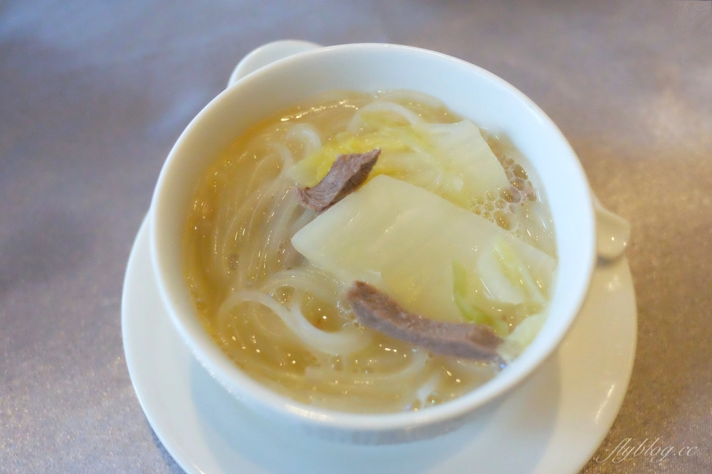 台中西屯|頂粵吉品.耗資5億打造的粵菜餐廳,台中烤鴨合菜新選擇 @飛天璇的口袋 台中西屯|頂粵吉品.耗資5億打造的粵菜餐廳,台中烤鴨合菜新選擇 @飛天璇的口袋