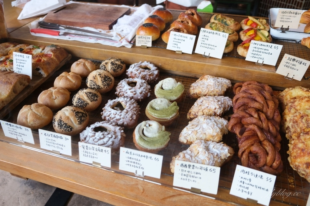 台中麵包店！精選15+台中好吃麵包，隱藏巷弄裡的私人烘焙坊 @飛天璇的口袋