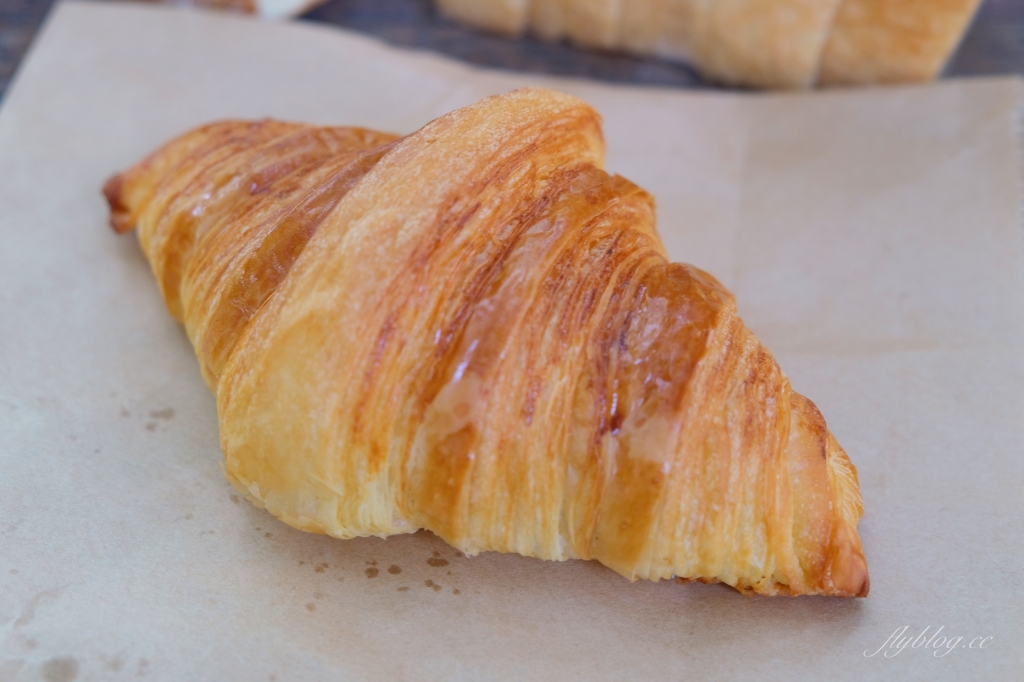 台中南屯｜麵包林里．一個禮拜只賣四天，IG超人氣麵包店 @飛天璇的口袋