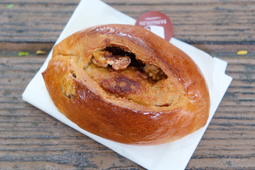 台中南屯｜麵包林里．一個禮拜只賣四天，IG超人氣麵包店 @飛天璇的口袋