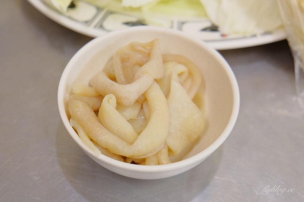 台中龍井｜麥之鄉薑母鴨．東海超人氣薑母鴨店，湯頭溫潤清甜順口 @飛天璇的口袋