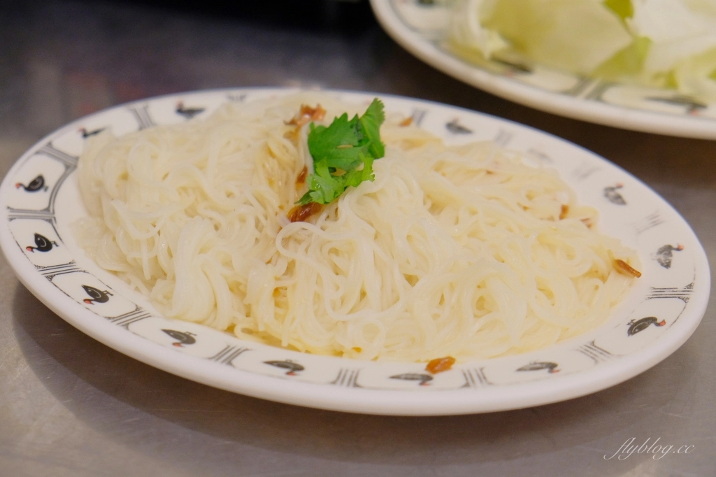 台中龍井｜麥之鄉薑母鴨．東海超人氣薑母鴨店，湯頭溫潤清甜順口 @飛天璇的口袋
