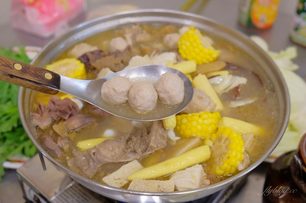 台中龍井｜麥之鄉薑母鴨．東海超人氣薑母鴨店，湯頭溫潤清甜順口 @飛天璇的口袋