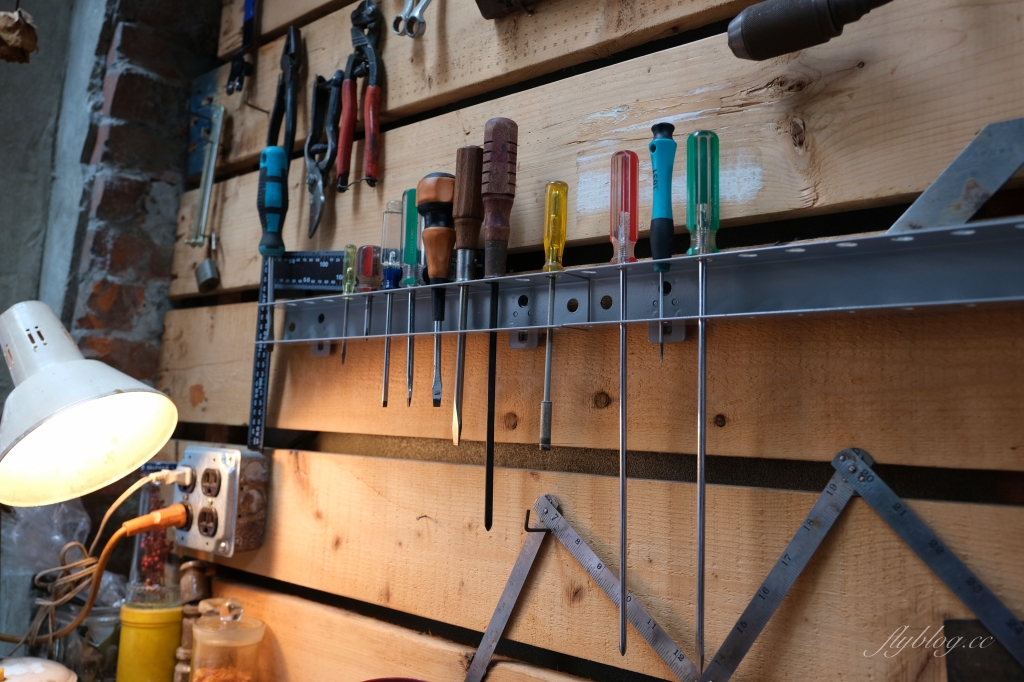 台北文山｜Ruins Coffee Roasters小廢墟咖啡．木柵IG超人氣咖啡館，老宅改建的閣樓喝咖啡 @飛天璇的口袋