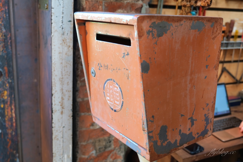 台北文山｜Ruins Coffee Roasters小廢墟咖啡．木柵IG超人氣咖啡館，老宅改建的閣樓喝咖啡 @飛天璇的口袋