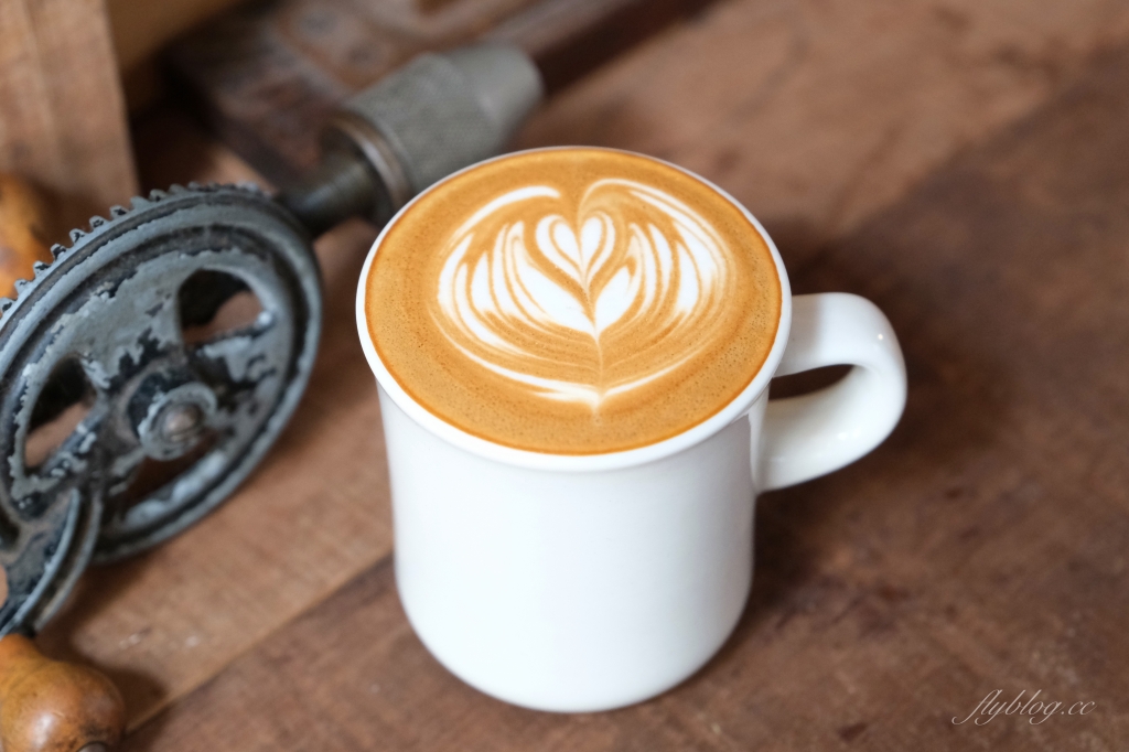 台北文山｜Ruins Coffee Roasters小廢墟咖啡．木柵IG超人氣咖啡館，老宅改建的閣樓喝咖啡 @飛天璇的口袋