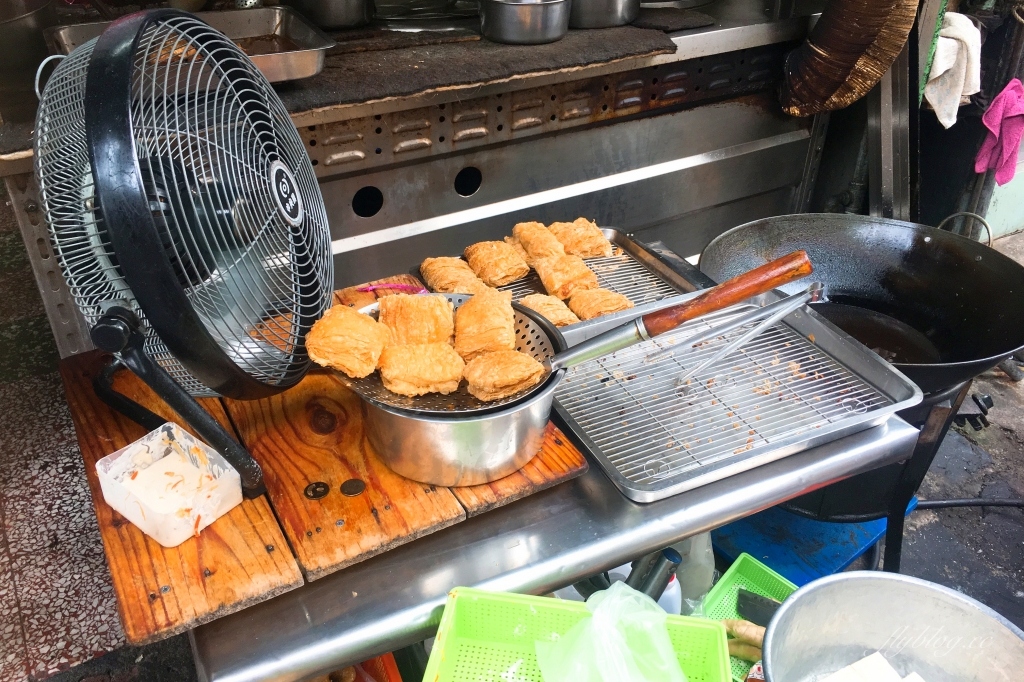 彰化田中｜田中素食(新宮素食)．從小吃到大的田中素食麵店，懷念中的銅版美食 @飛天璇的口袋