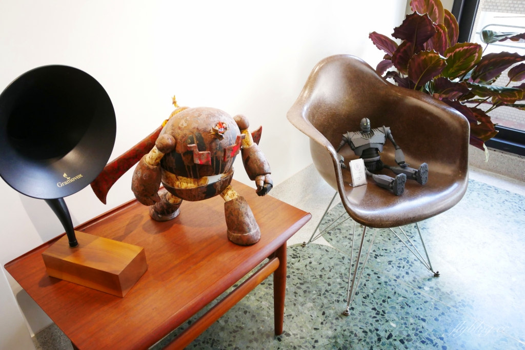 木更咖啡 Mugeneration｜老宅改建「木更咖啡」，漂亮的清水模建築 @飛天璇的口袋