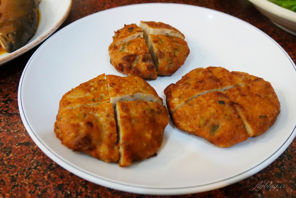 聞香下馬｜食尚玩家報導中了化骨綿掌的燜雞，苗栗苑裡必吃美食推薦 @飛天璇的口袋