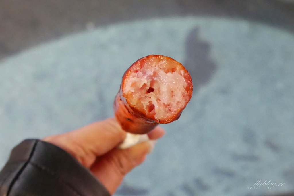 嘉義西區|大俠香腸:文化夜市美食新選擇~大俠酒香腸堡x酒香燒雞翅x地瓜酒香腸 @飛天璇的口袋 嘉義西區|大俠香腸:文化夜市美食新選擇~大俠酒香腸堡x酒香燒雞翅x地瓜酒香腸 @飛天璇的口袋