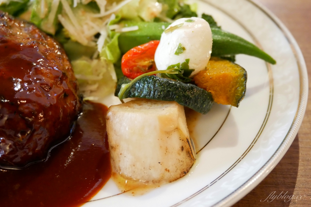 【台中南屯】無米藏和洋食：一個禮拜只賣四天，黎明新村超人氣美食 @飛天璇的口袋