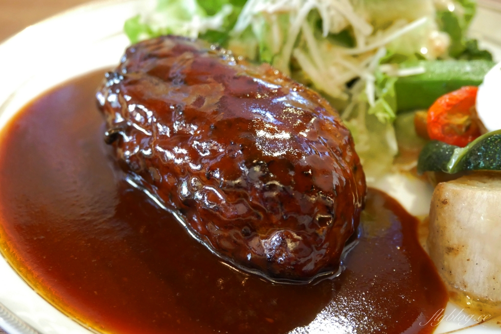 【台中南屯】無米藏和洋食：一個禮拜只賣四天，黎明新村超人氣美食 @飛天璇的口袋