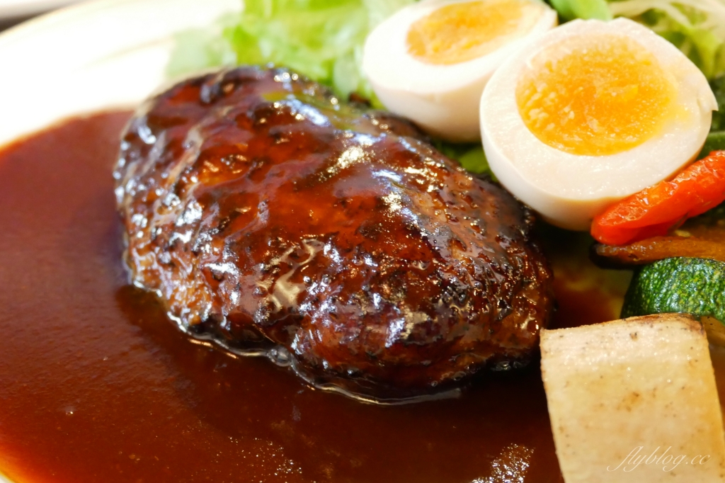 【台中南屯】無米藏和洋食：一個禮拜只賣四天，黎明新村超人氣美食 @飛天璇的口袋