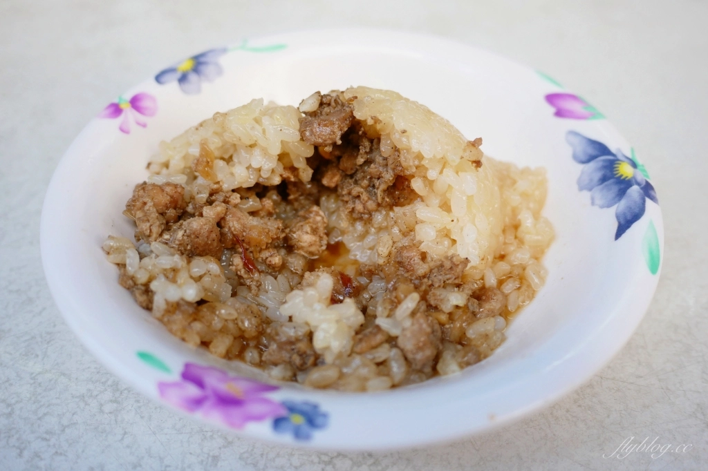 台中豐原｜永芳亭扁食肉粽．廟東夜市80年老店，肉粽、扁食、四神湯必點 @飛天璇的口袋