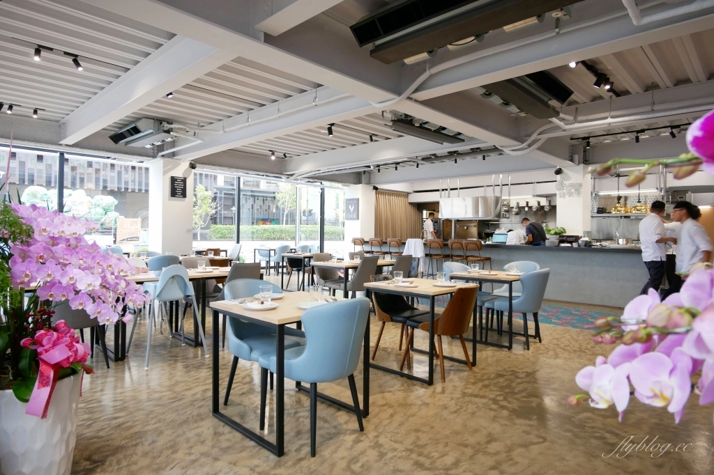 台中北屯｜燚條柴．迷路小章魚主廚最新力作，北屯浪漫玻璃屋餐廳 @飛天璇的口袋