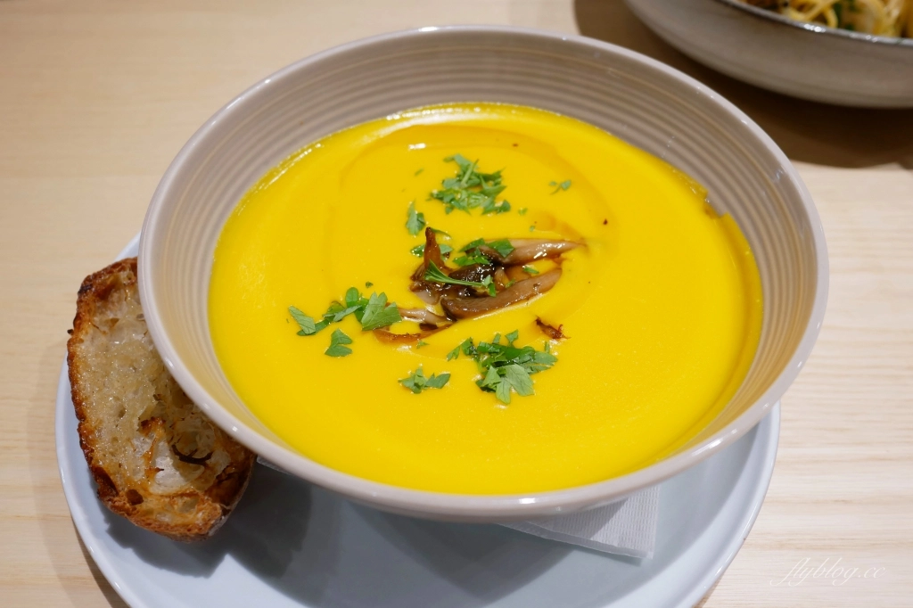 台中北屯｜燚條柴．迷路小章魚主廚最新力作，北屯浪漫玻璃屋餐廳 @飛天璇的口袋