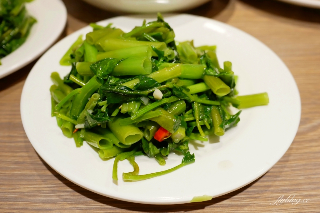 金之園草袋飯永春店|台中米其林必比登推薦金之園,號稱台中最貴的排骨便當 @飛天璇的口袋 金之園草袋飯永春店|台中米其林必比登推薦金之園,號稱台中最貴的排骨便當 @飛天璇的口袋