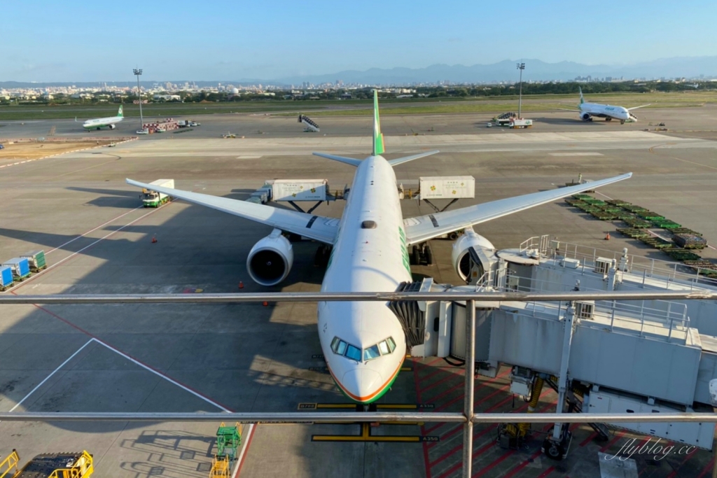 桃園大園｜桃園機場一日遊．出發吧！貴賓室美食x免稅店採購x機場總導覽 @飛天璇的口袋