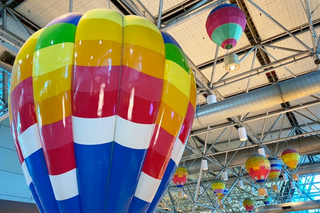 桃園大園｜桃園機場一日遊．出發吧！貴賓室美食x免稅店採購x機場總導覽 @飛天璇的口袋