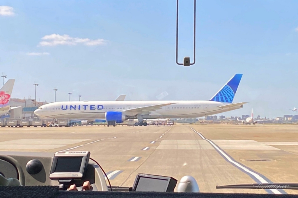 桃園大園｜桃園機場一日遊．出發吧！貴賓室美食x免稅店採購x機場總導覽 @飛天璇的口袋