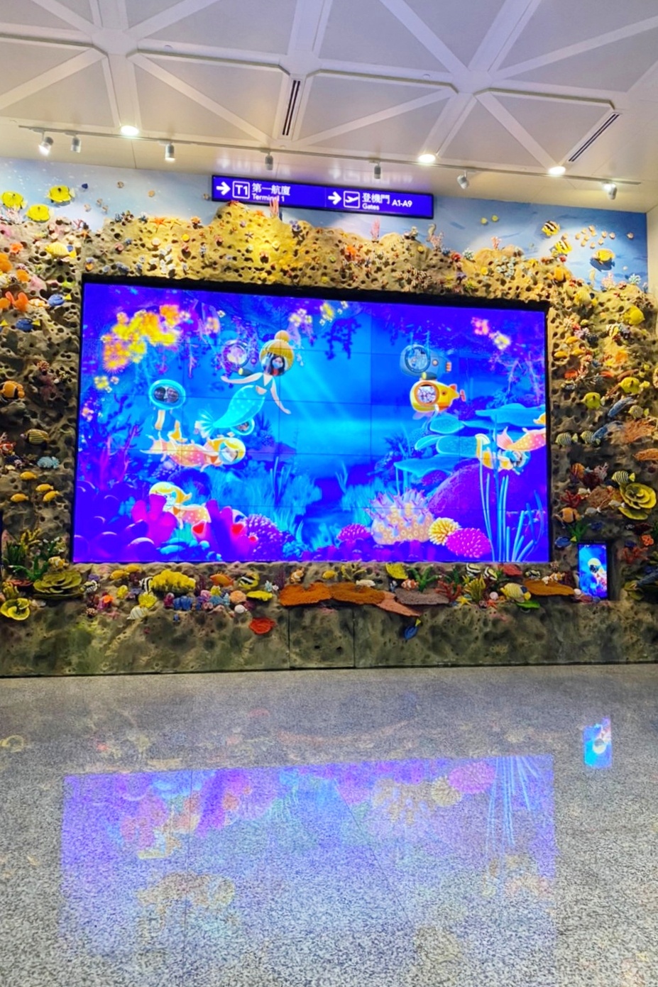 桃園大園｜桃園機場一日遊．出發吧！貴賓室美食x免稅店採購x機場總導覽 @飛天璇的口袋