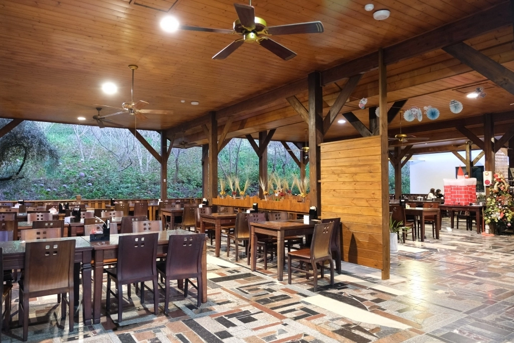 台中新社｜沐心泉白雪木季．台中也下雪囉！體驗仿佛置身浪漫異國雪地 @飛天璇的口袋