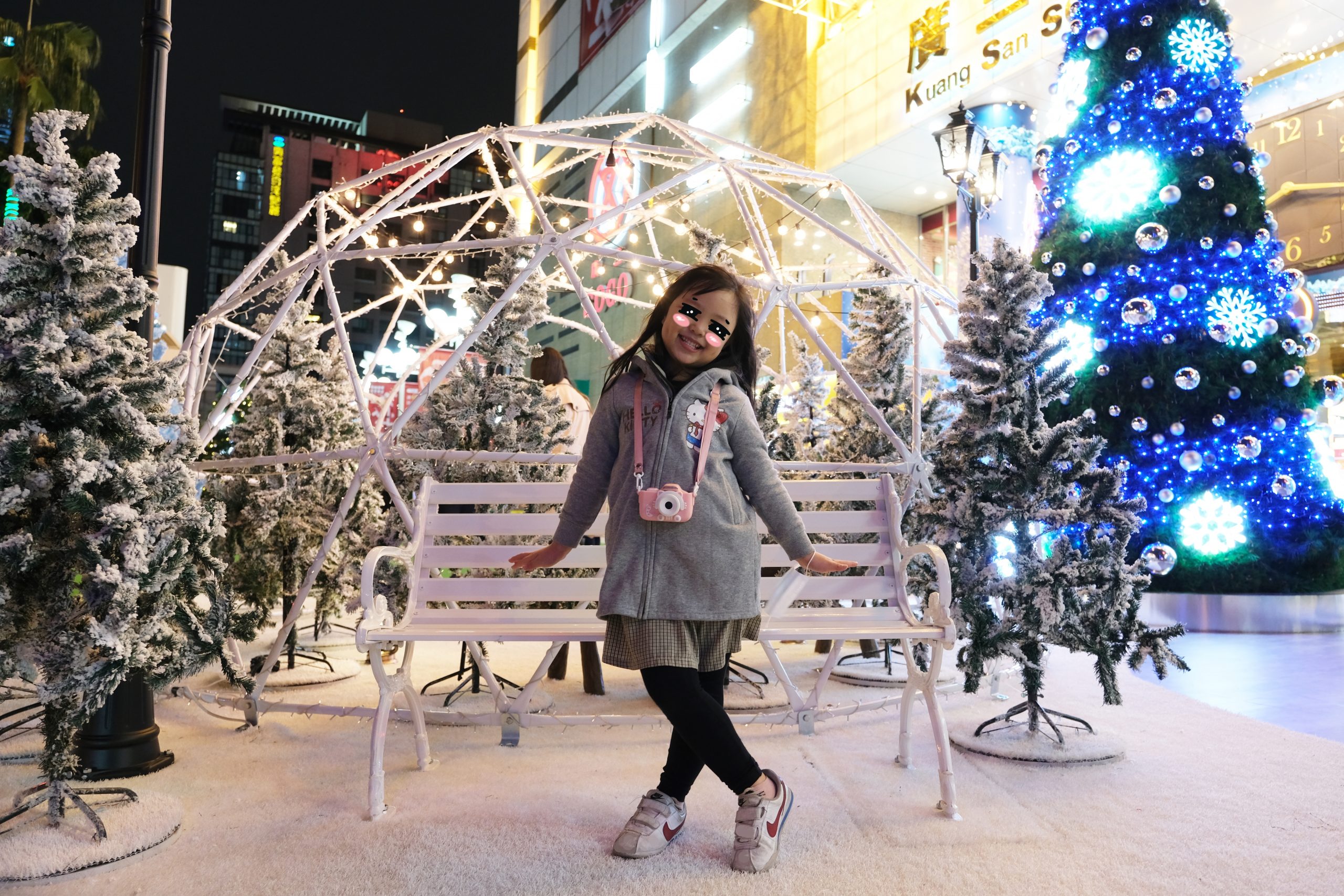 【台中西區】廣三SOGO百貨聖誕節裝置：浪漫的北歐雪景，期間限定11/27~1/10 @飛天璇的口袋