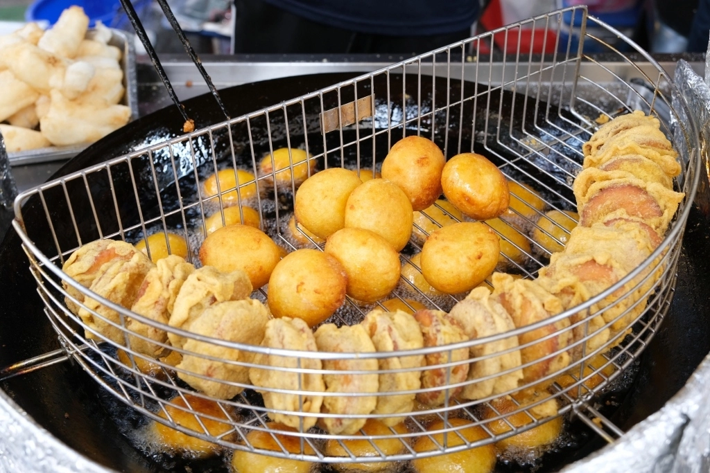 林家白糖粿｜台南國華街60年白糖粿，蕃薯椪和芋頭餅也好吃 @飛天璇的口袋