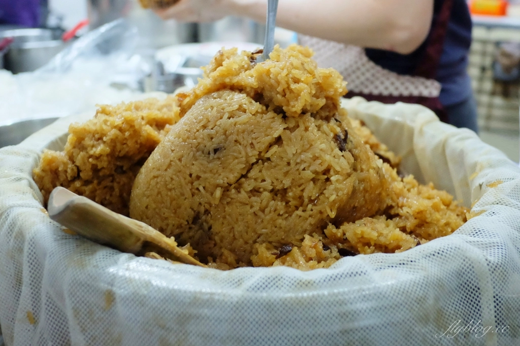 嘉義東區｜東市國棟湯圓．粉條冰、甜米糕，嘉義東市場60年老字號美食 @飛天璇的口袋