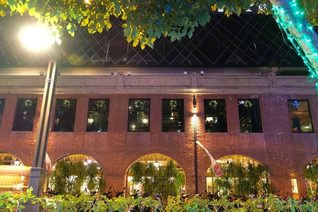 【台中中區】2020新盛綠川水岸廊道：台中好YA誕~2020聖誕節綠川水岸廊道點燈囉！ @飛天璇的口袋