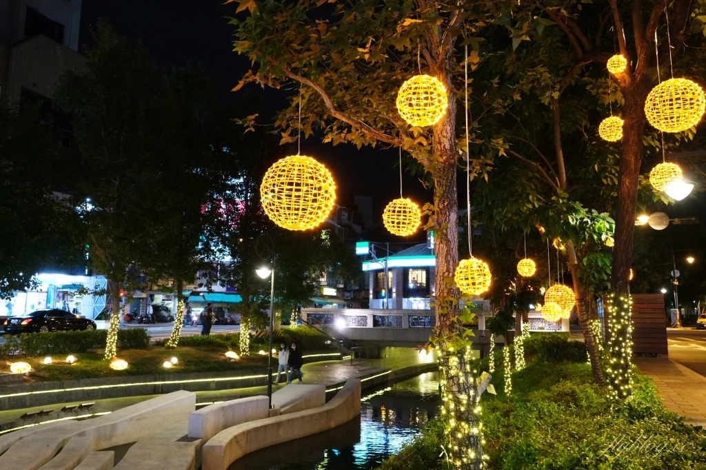 【台中中區】2020新盛綠川水岸廊道：台中好YA誕~2020聖誕節綠川水岸廊道點燈囉！ @飛天璇的口袋