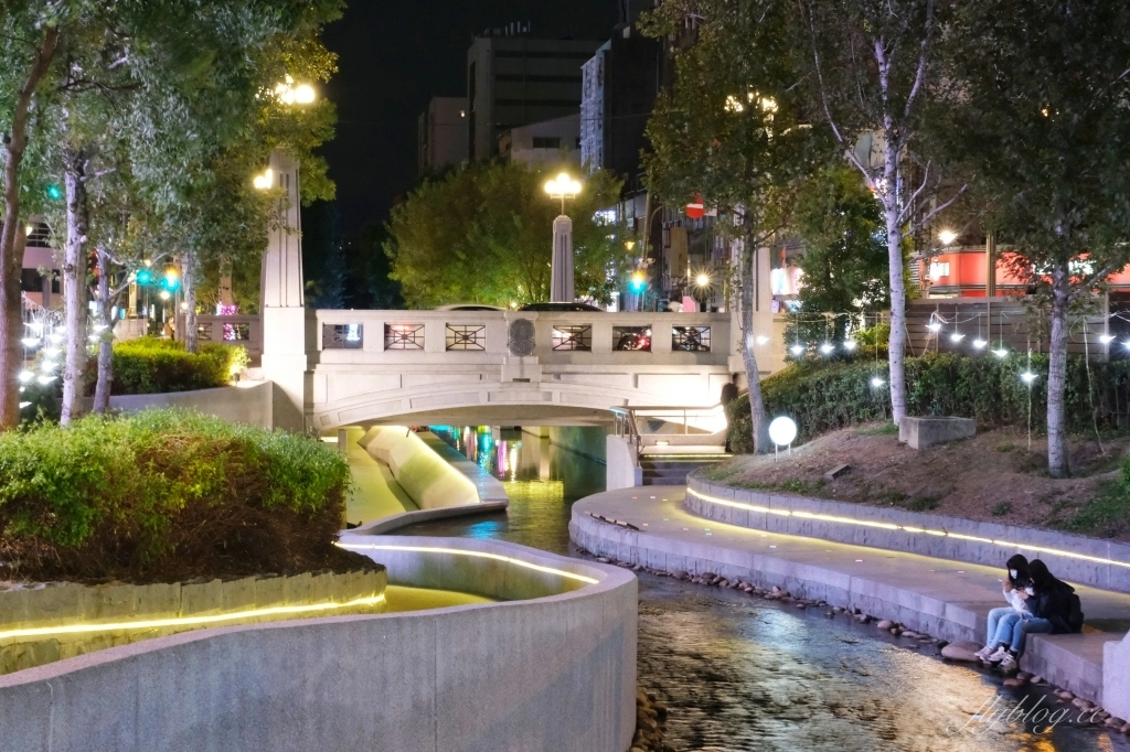 【台中中區】2020新盛綠川水岸廊道：台中好YA誕~2020聖誕節綠川水岸廊道點燈囉！ @飛天璇的口袋