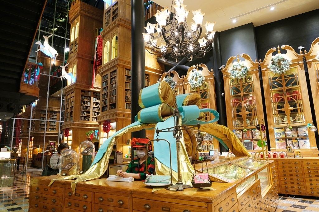 【台中中區】宮原眼科：觀光客必訪台中景點，2020聖誕節裝飾華麗上場 @飛天璇的口袋