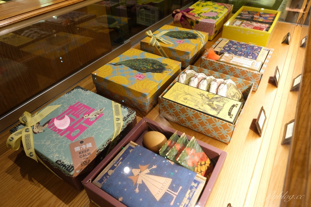 【台中中區】宮原眼科：觀光客必訪台中景點，2020聖誕節裝飾華麗上場 @飛天璇的口袋