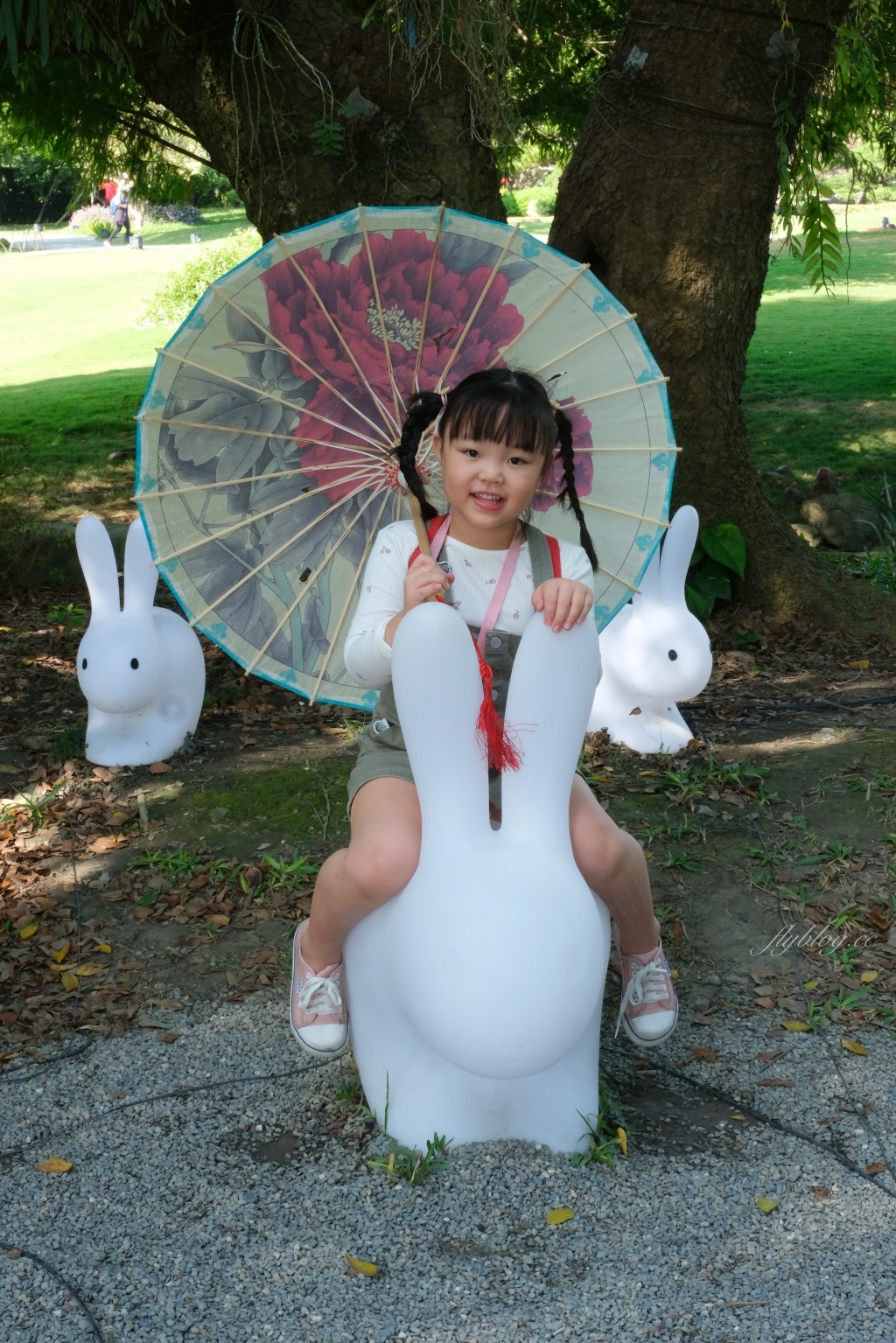 成美文化園｜占地3.5公頃成美文化園！台版兼六園、平地嘉明湖、落羽松大道 、百年三合院古厝 @飛天璇的口袋