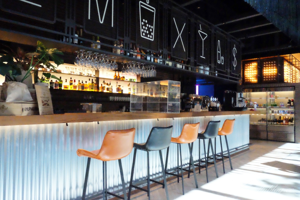 台中南屯｜MOXY豐邑酒店．萬豪集團台中最潮的設計飯店，捷運豐樂公園站步行3分鐘 @飛天璇的口袋