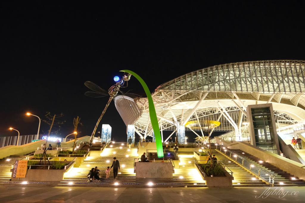 【台中中區】台中車站：鐵鹿大街12/6開幕！聖誕樹裝罝上場 X 鐵道躲貓貓 X 開幕各項優惠 @飛天璇的口袋