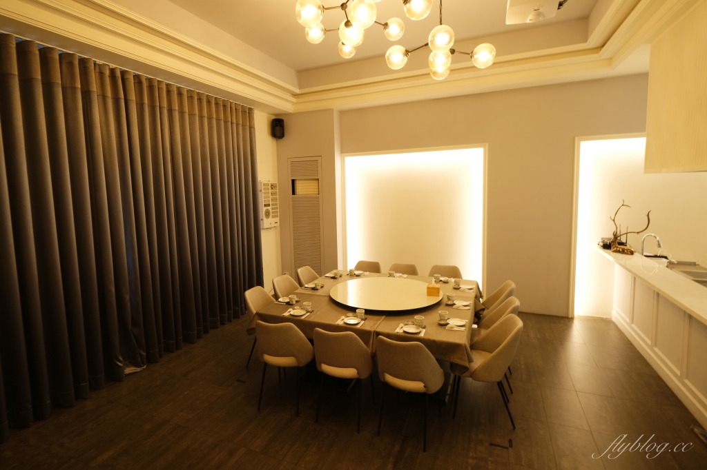 台中東區｜羽笠食事．Google 4.4顆星的好評，充滿日本酒場氛圍的日本料理店 @飛天璇的口袋