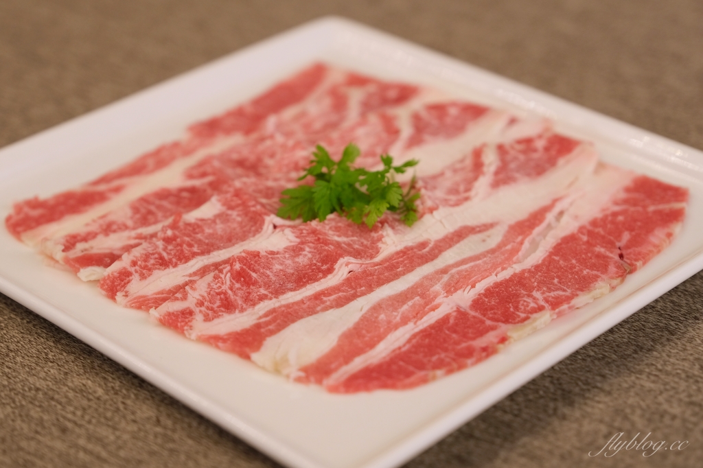 台中東區｜羽笠食事．Google 4.4顆星的好評，充滿日本酒場氛圍的日本料理店 @飛天璇的口袋