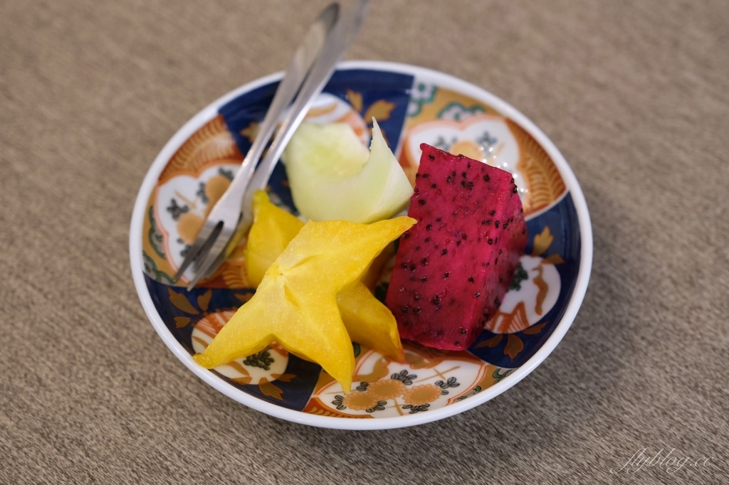 台中東區｜羽笠食事．Google 4.4顆星的好評，充滿日本酒場氛圍的日本料理店 @飛天璇的口袋