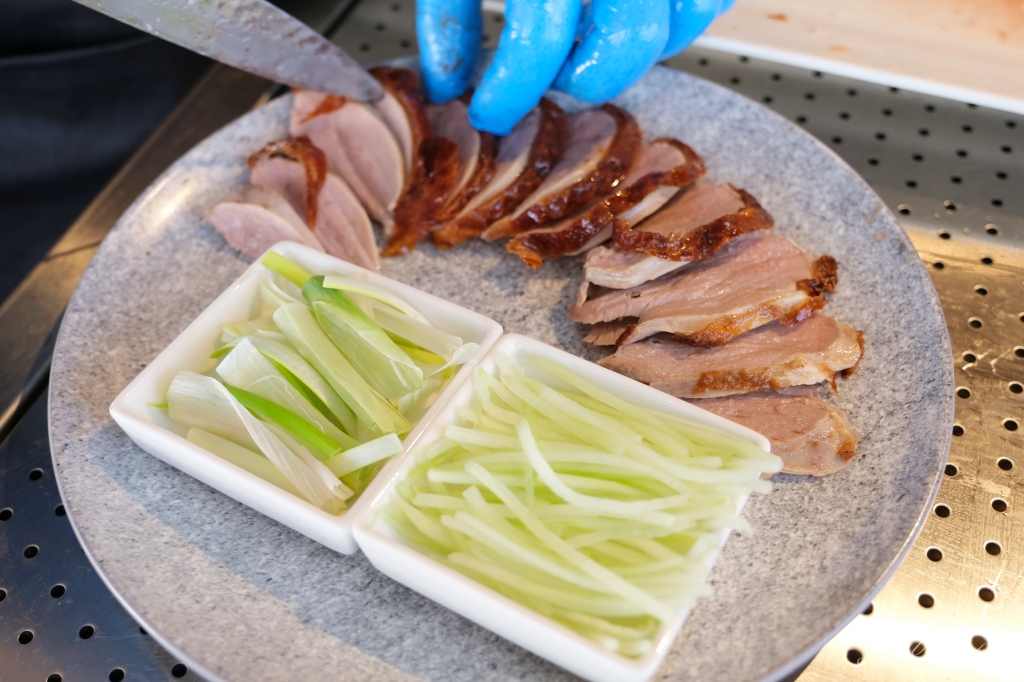 台中南屯｜享鴨 台中公益店．王品烤鴨新品牌，雙人套餐$1180元 @飛天璇的口袋