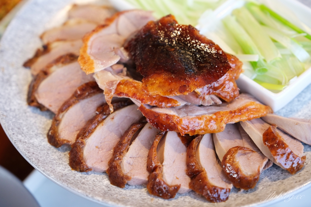 台中南屯｜享鴨 台中公益店．王品烤鴨新品牌，雙人套餐$1180元 @飛天璇的口袋